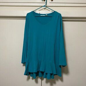 Isaac Mizrahi long sleeve, turquoise tunic w/5" bottom frill, size 1X